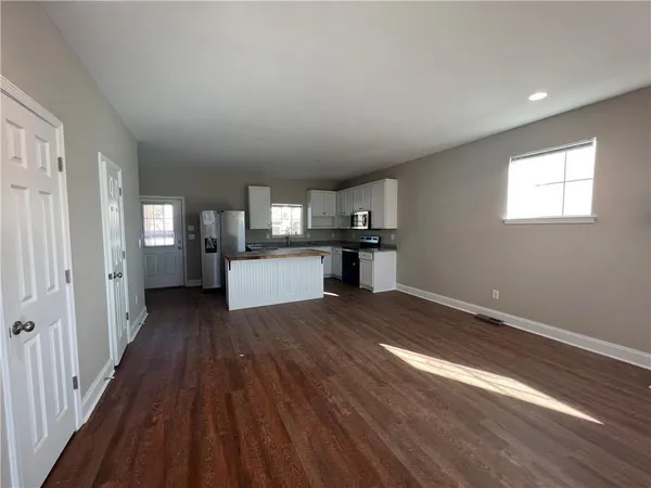 $1,725 | 522 Liberty Pk Drive, Gainesville, GA 30501