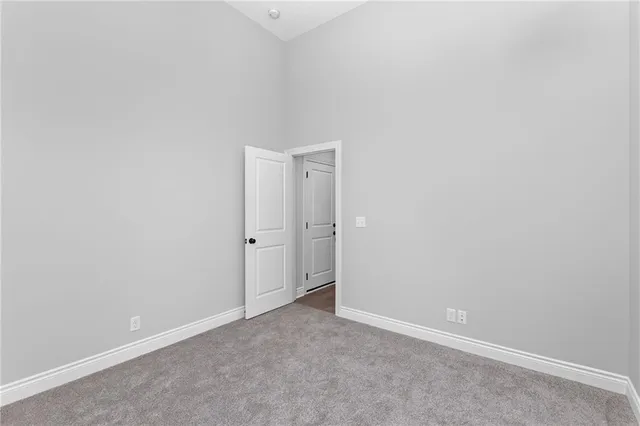 $2,750 | 522 Northwest 110th Street, Kansas City, MO 64155