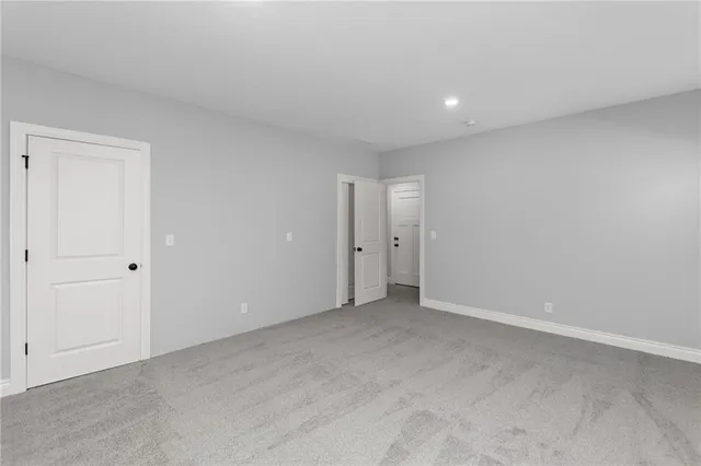 $2,750 | 522 Northwest 110th Street, Kansas City, MO 64155