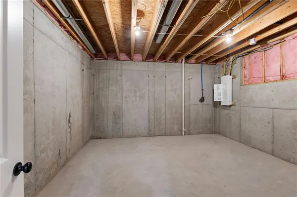 $3,200 | 522 Northwest 110th Street, Kansas City, MO 64155