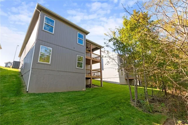 $2,750 | 522 Northwest 110th Street, Kansas City, MO 64155