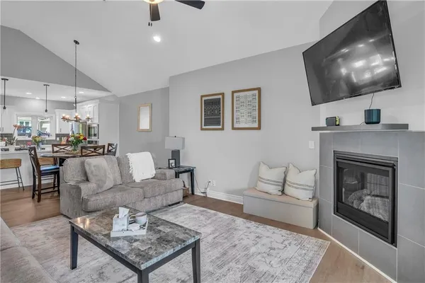 $3,200 | 522 Northwest 110th Street, Kansas City, MO 64155