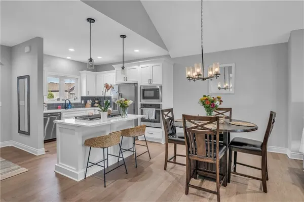 $3,200 | 522 Northwest 110th Street, Kansas City, MO 64155