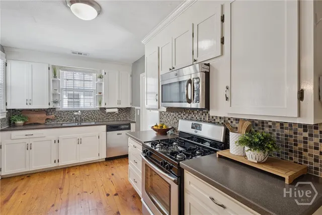 $450,000 | 1501 East 50th Street, Savannah, GA 31404