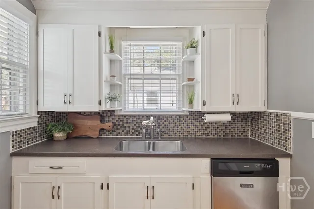 $450,000 | 1501 East 50th Street, Savannah, GA 31404