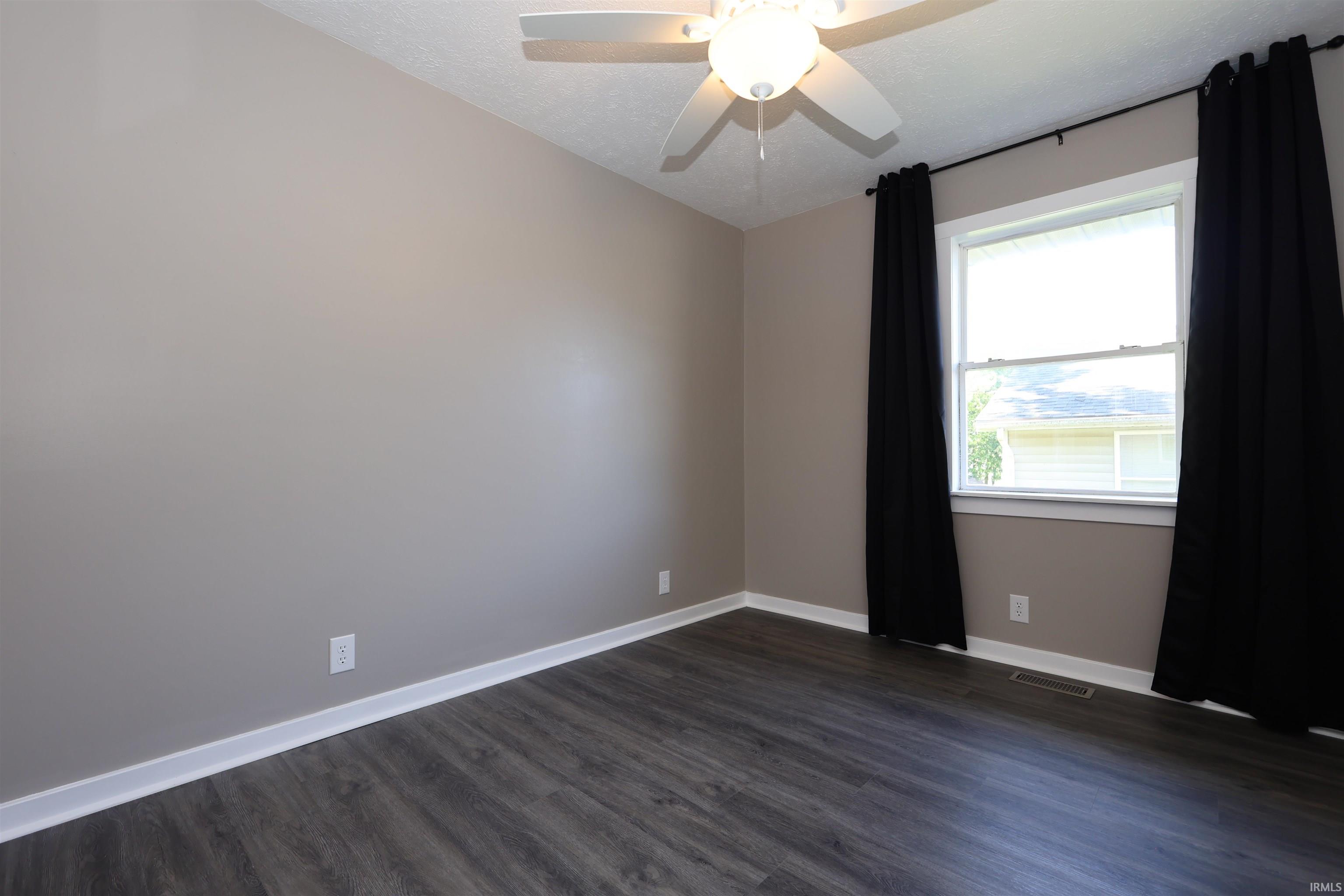 2114 South Branson Street Marion, IN 46953 - Photo 10 of 14