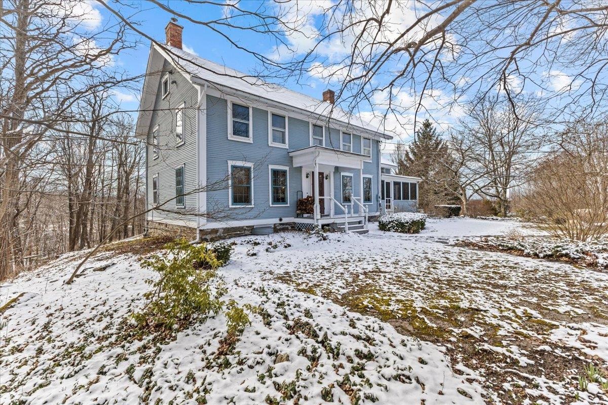 84 Richmond Road Hinesburg, VT 05461 - Photo 1 of 40