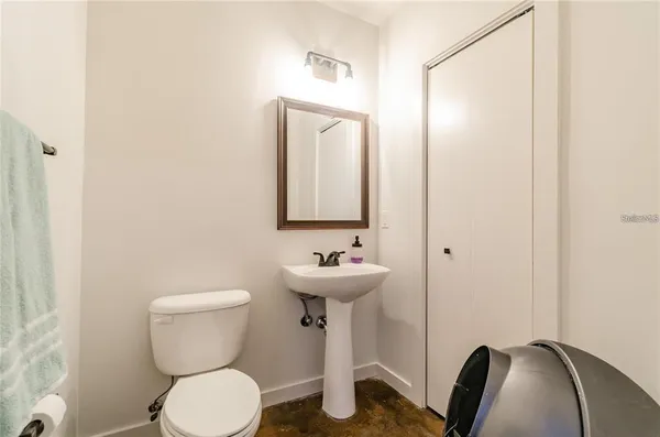 $2,600 | 2001 East 2nd Avenue, Unit 20, Tampa, FL 33605