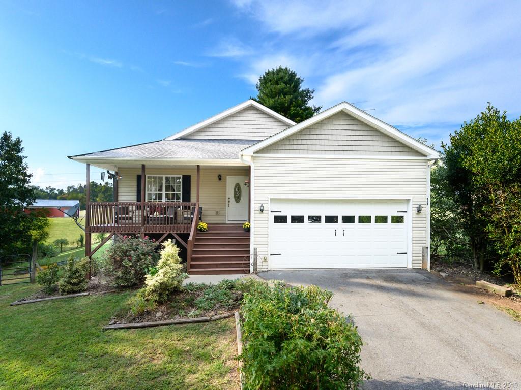 164 Martin Branch Road Leicester, NC 28748 - Photo 1 of 29 Gallery Image 1