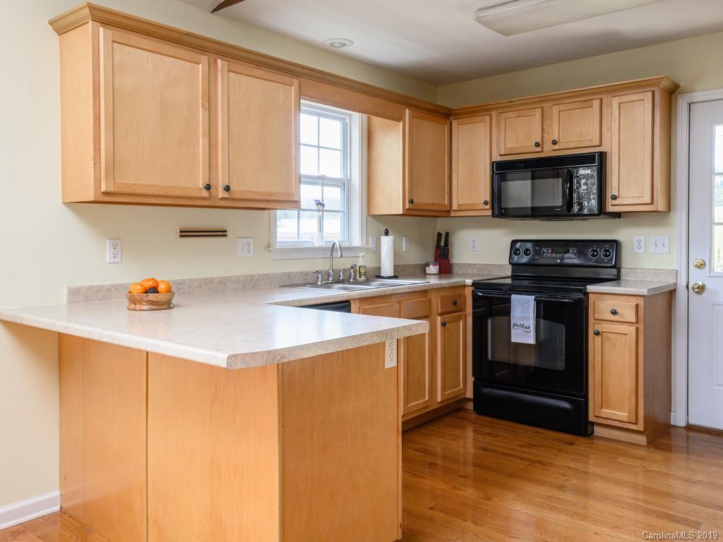 164 Martin Branch Road Leicester, NC 28748 - Photo 14 of 29 Gallery Image 14