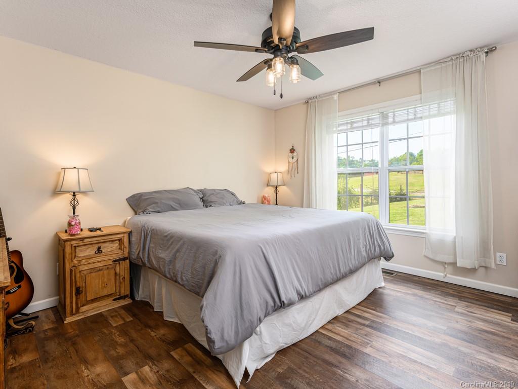 164 Martin Branch Road Leicester, NC 28748 - Photo 17 of 29 Gallery Image 17