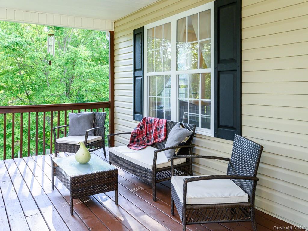 164 Martin Branch Road Leicester, NC 28748 - Photo 4 of 29 Gallery Image 4