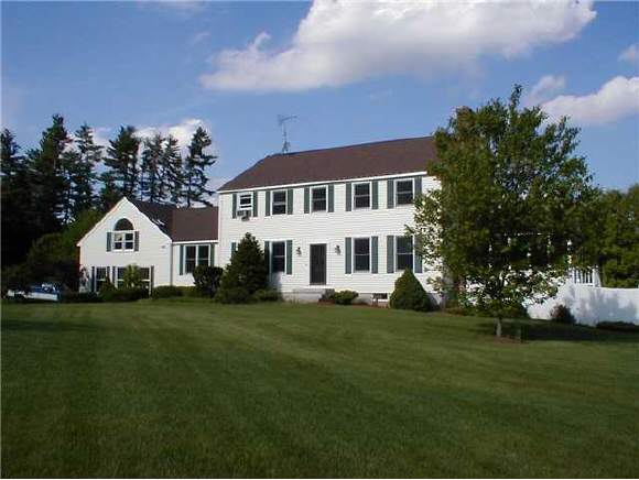 35 Thornton Ferry Rd II Amherst, NH 03031 - Photo 1 of 9