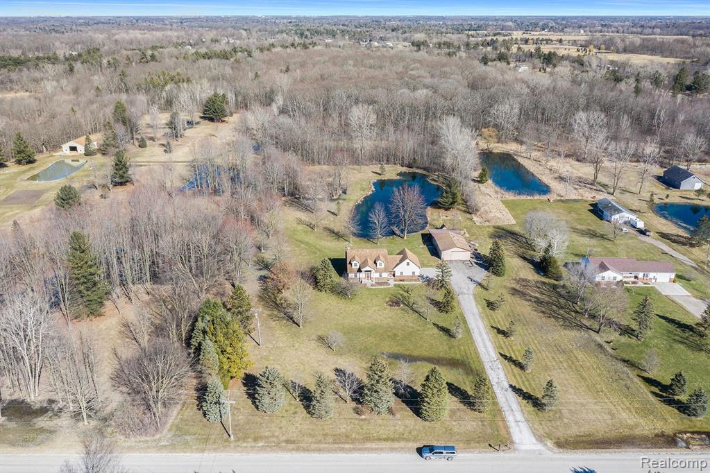 1277 Mayer Road St. Clair, MI 48079 - Photo 7 of 35