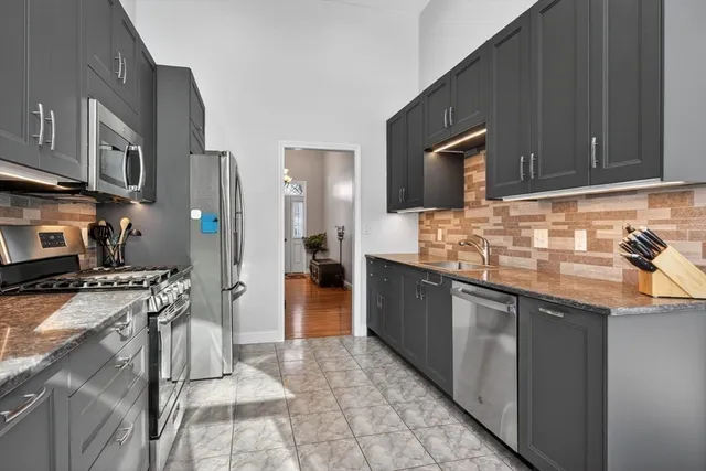 $850,000 | 18 Jay Drive, Framingham, MA 01701