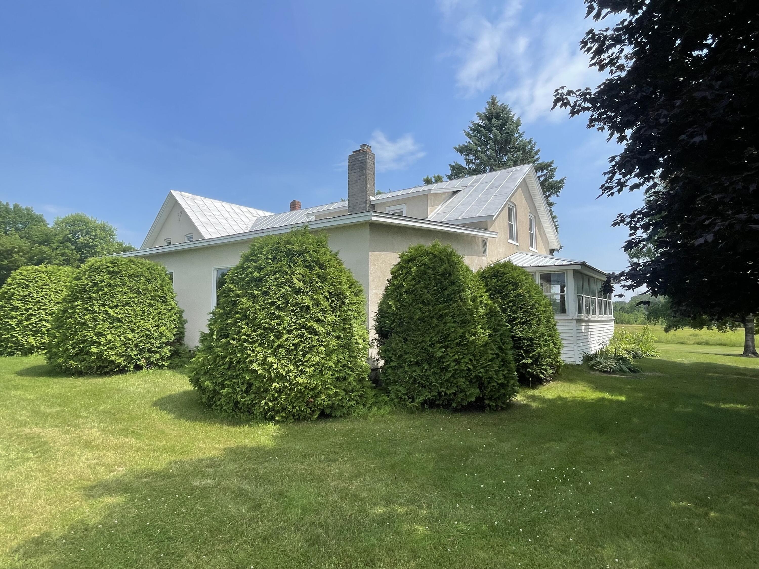430 Tom Miller Road Plattsburgh, NY 12901 - Photo 3 of 17