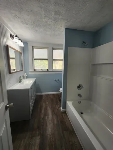 $165,000 | 401 Highland Avenue, Newton, KS 67114