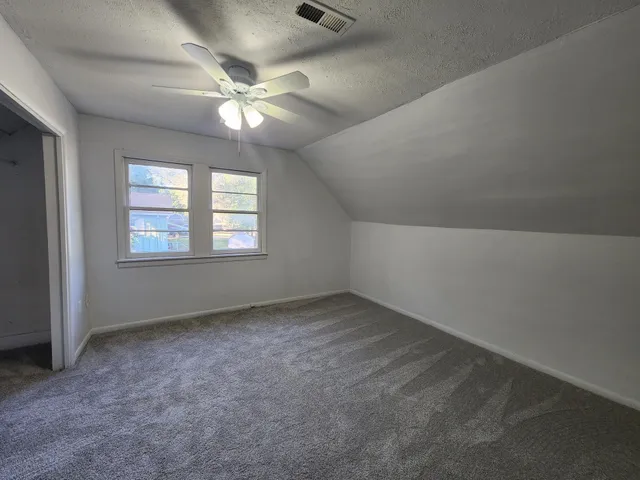 $165,000 | 401 Highland Avenue, Newton, KS 67114