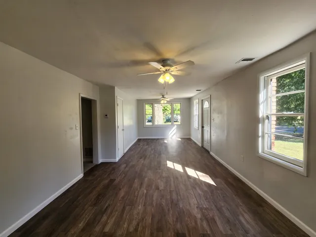 $165,000 | 401 Highland Avenue, Newton, KS 67114