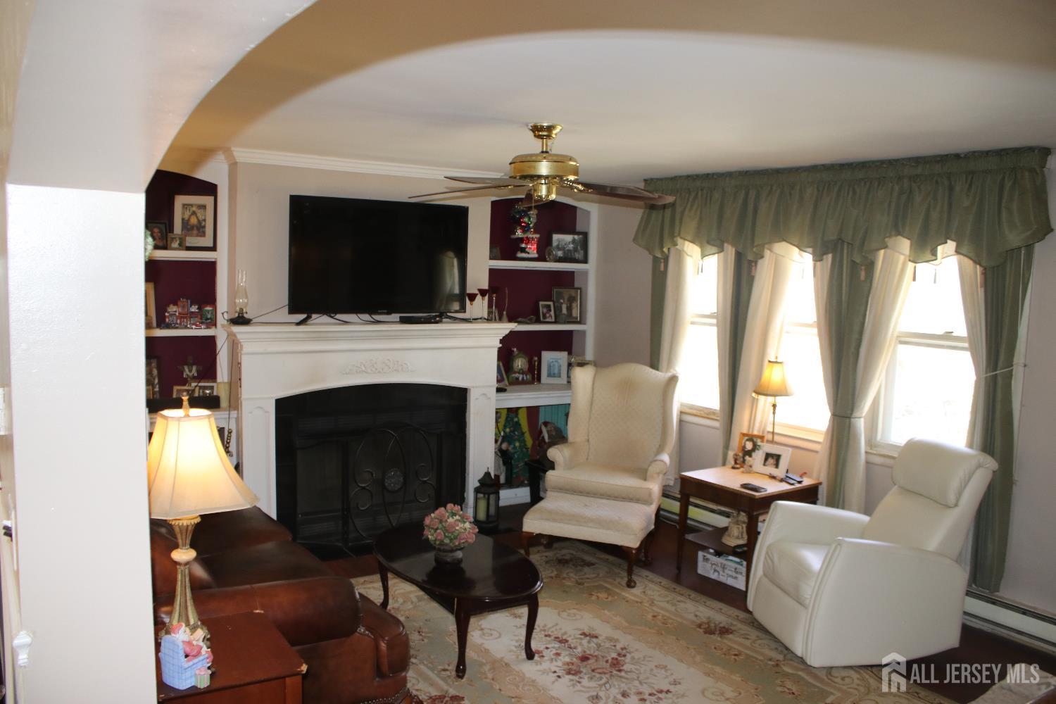 398 Pleasant Valley Road Old Bridge, NJ 08857 - Photo 13 of 39