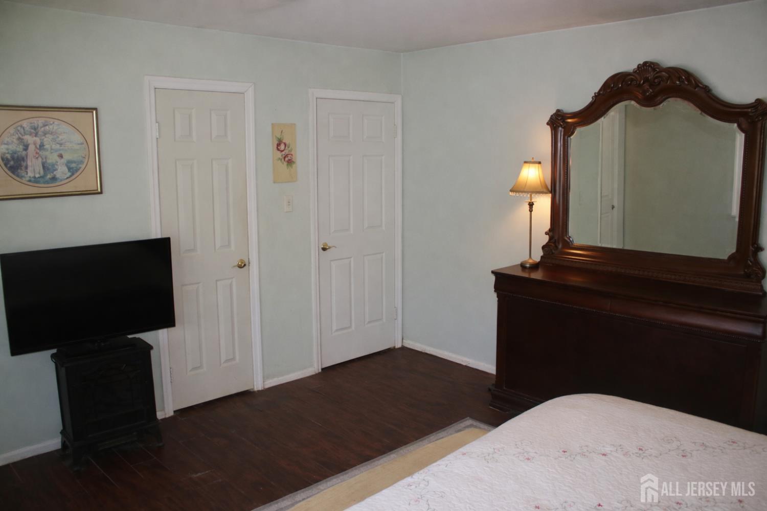 398 Pleasant Valley Road Old Bridge, NJ 08857 - Photo 27 of 39