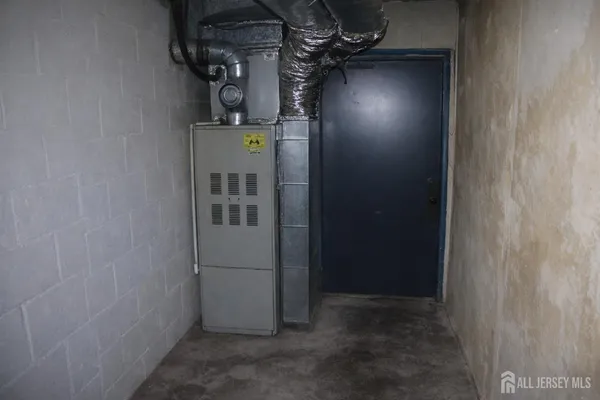 $689,000 | 398 Pleasant Valley Road, Old Bridge, NJ 08857