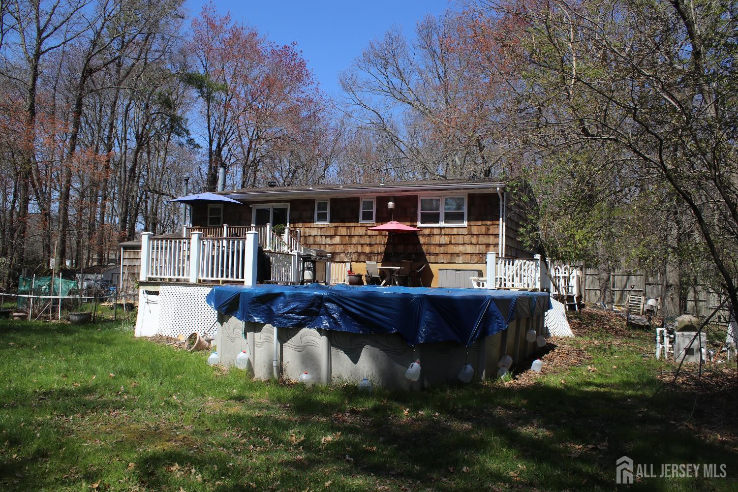 398 Pleasant Valley Road Old Bridge, NJ 08857 - Photo 10 of 39