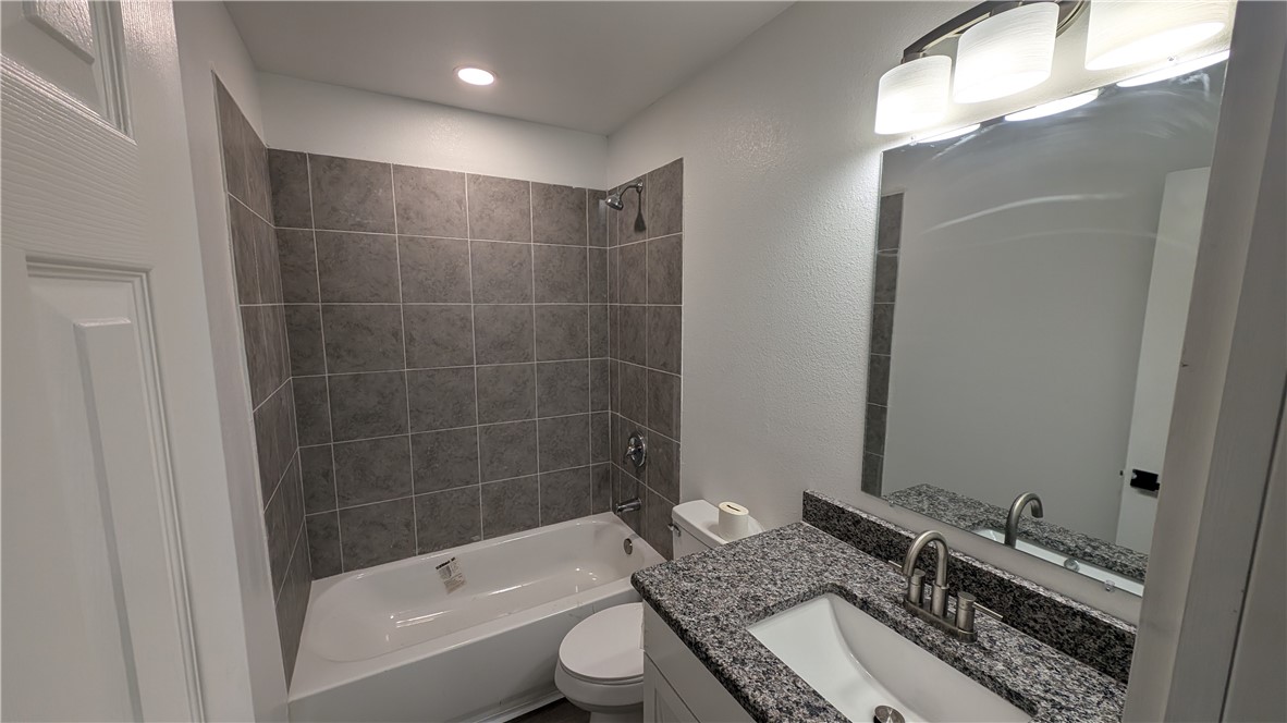 426 Carleta Street, Unit 4 Corpus Christi, TX 78418 - Photo 11 of 14