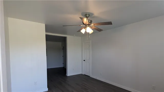 $895 | 426 Carleta Street, Unit 4, Corpus Christi, TX 78418