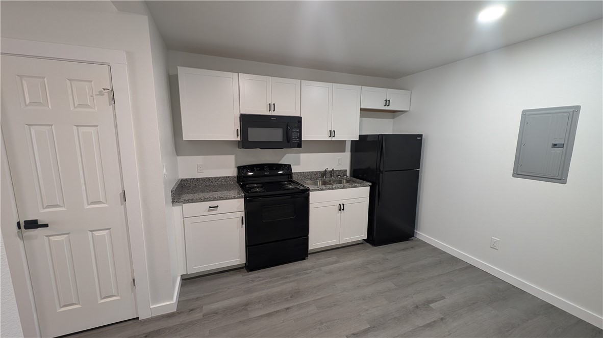 426 Carleta Street, Unit 4 Corpus Christi, TX 78418 - Photo 8 of 14