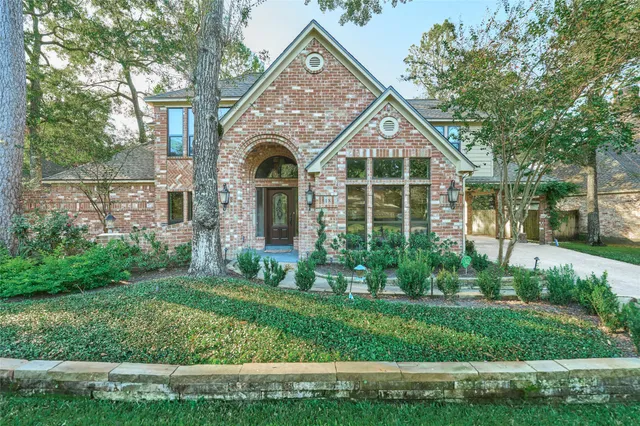 $3,500 | 6 Glen Canyon Place, The Woodlands, TX 77381