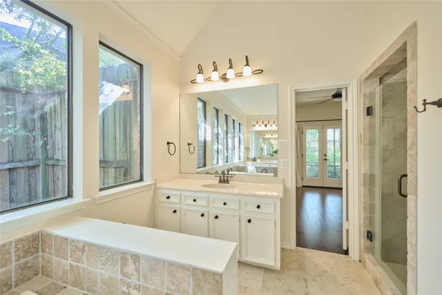 $3,500 | 6 Glen Canyon Place, The Woodlands, TX 77381