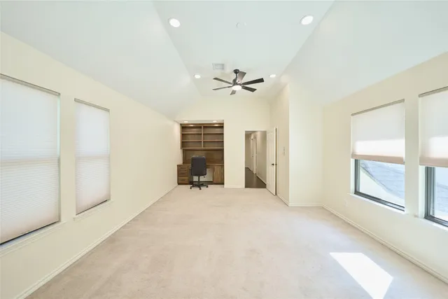 $3,500 | 6 Glen Canyon Place, The Woodlands, TX 77381