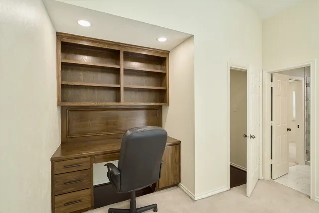 $3,500 | 6 Glen Canyon Place, The Woodlands, TX 77381