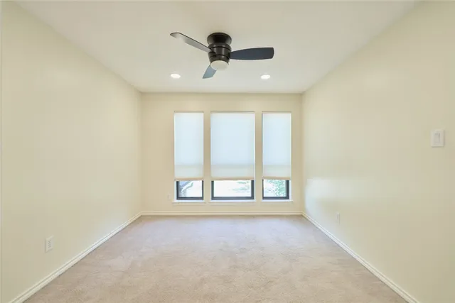 $3,500 | 6 Glen Canyon Place, The Woodlands, TX 77381