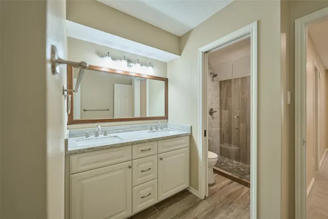 $3,500 | 6 Glen Canyon Place, The Woodlands, TX 77381