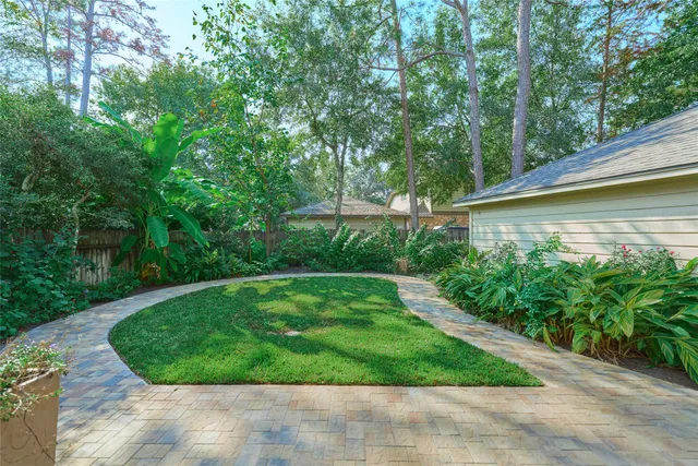 $3,500 | 6 Glen Canyon Place, The Woodlands, TX 77381