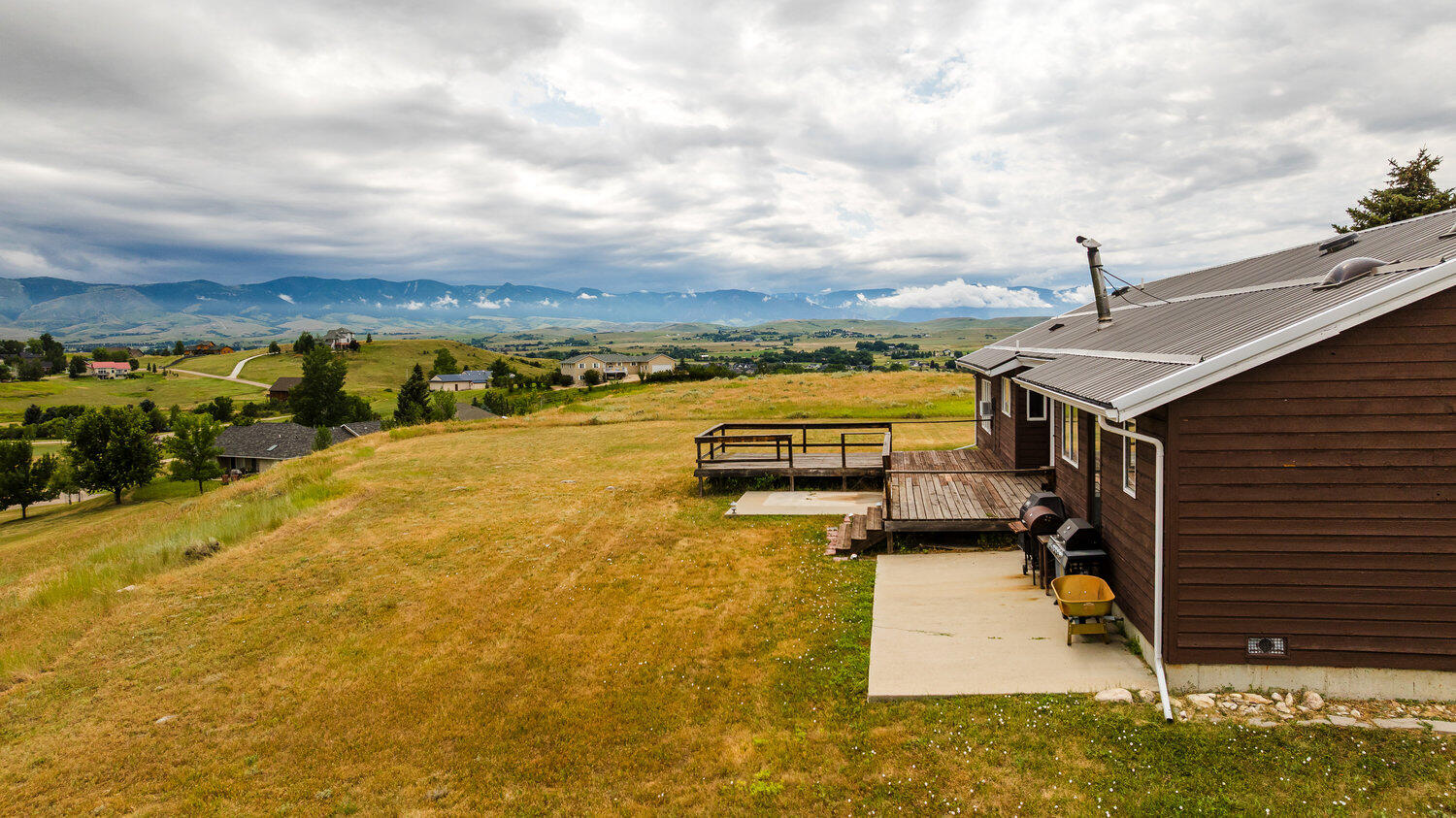 40 Mallard Road Sheridan, WY 82801 - Photo 27 of 32 Back yard view