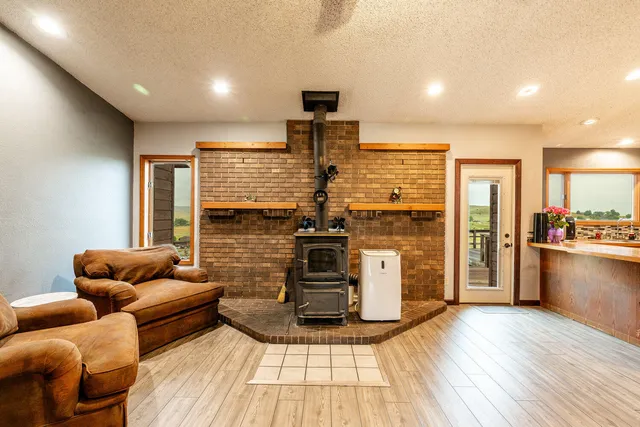 $799,900 | 40 Mallard Road, Sheridan, WY 82801