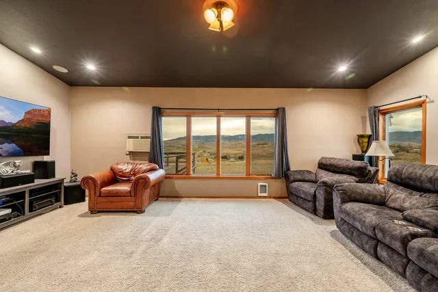 $799,900 | 40 Mallard Road, Sheridan, WY 82801