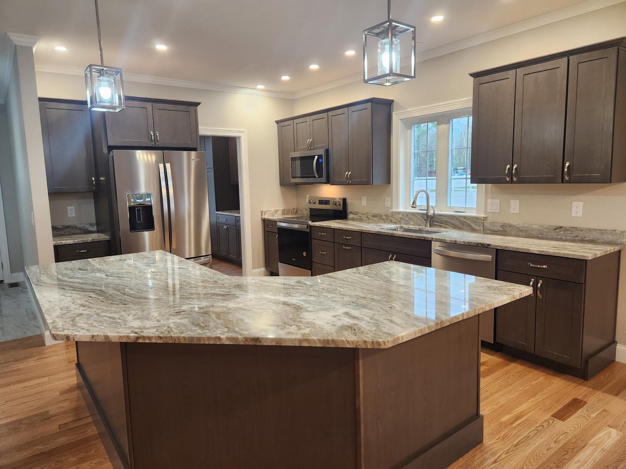 340 Brickett Hill Road Pembroke, NH 03275 - Photo 4 of 11