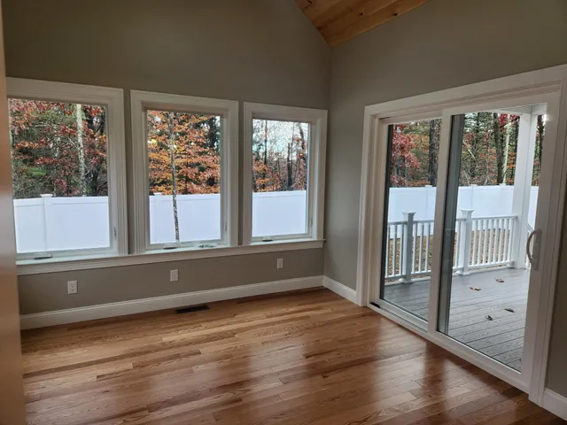 $999,900 | 340 Brickett Hill Road, Pembroke, NH 03275