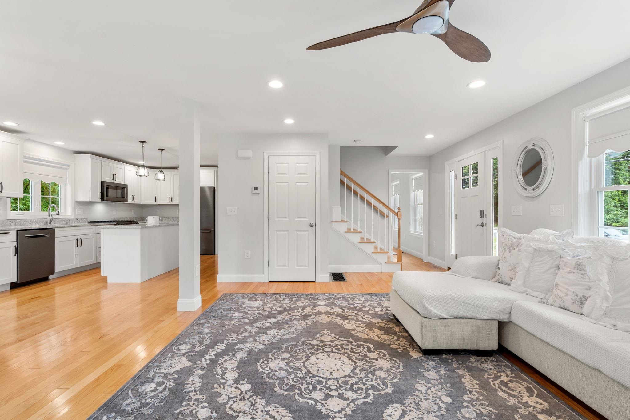 43 Hampton Road Exeter, NH 03833 - Photo 12 of 33