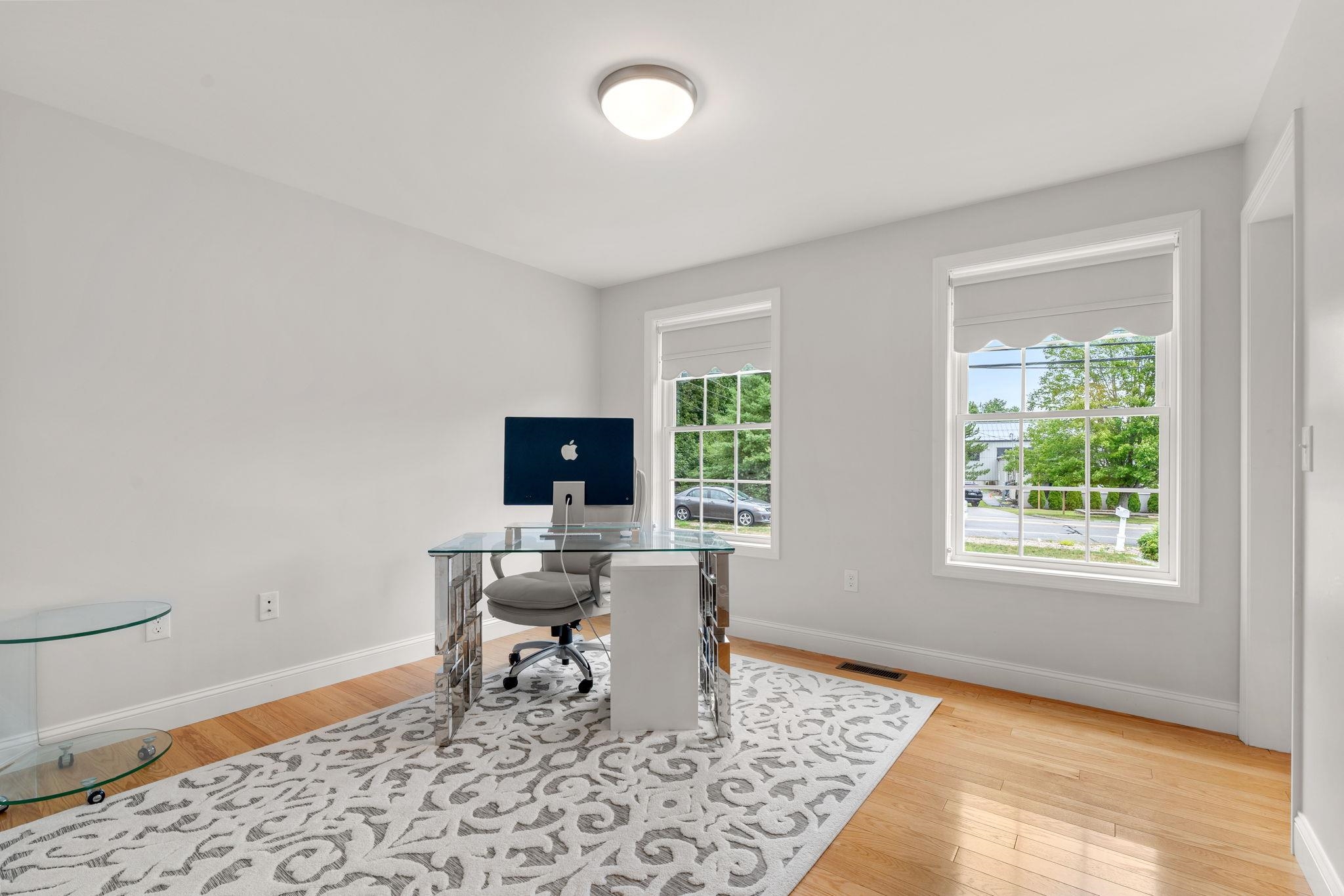 43 Hampton Road Exeter, NH 03833 - Photo 14 of 33