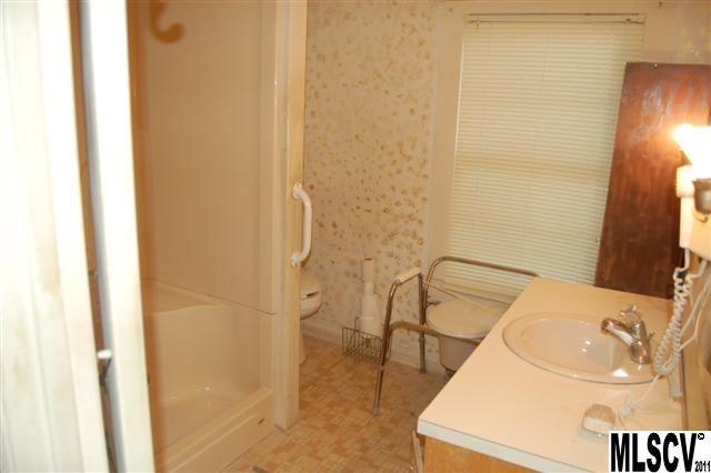 4824 Icard Ridge Road Hickory, NC 28601 - Photo 7 of 10 Gallery Image 7