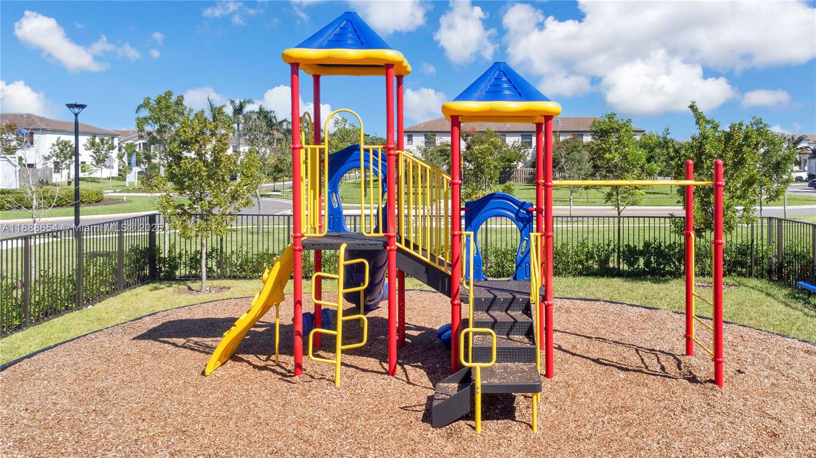 23512 Southwest 129th Path Homestead, FL 33032 - Photo 34 of 38 Kid's play area