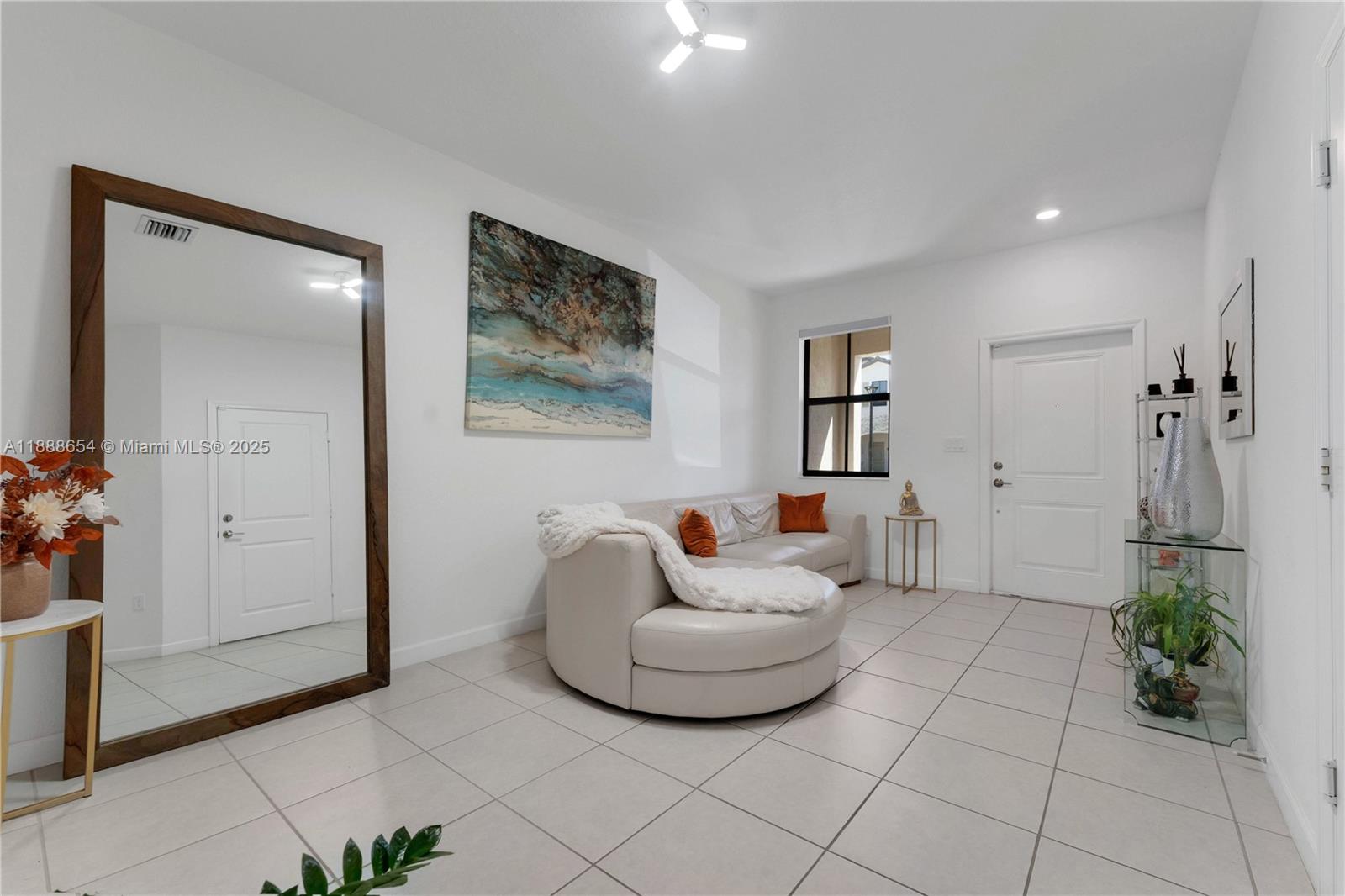 23512 Southwest 129th Path Homestead, FL 33032 - Photo 4 of 38