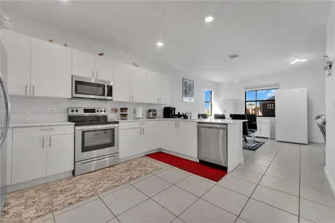 $484,900 | 23512 Southwest 129th Path, Homestead, FL 33032