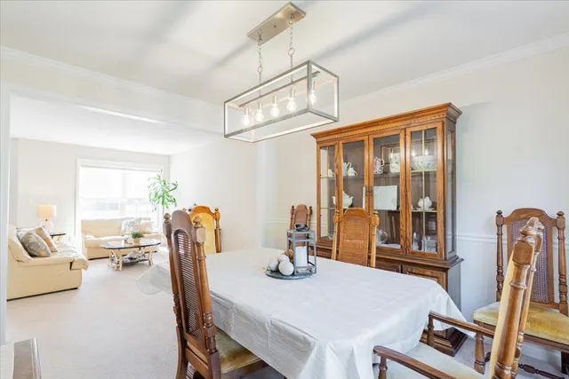 $355,000 | 310 Buttercup Drive, Savoy, IL 61874