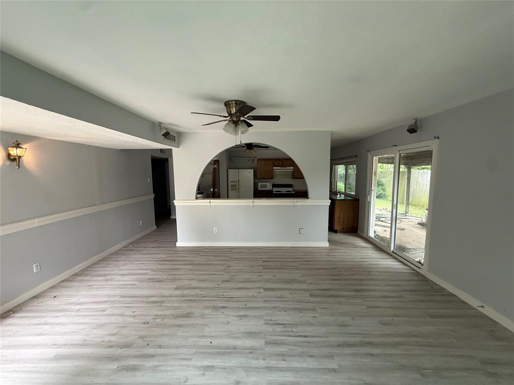 3138 Abbey Road Carrollton, TX 75007 - Photo 5 of 30